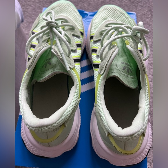 Adidas Ozweego Sneakers - Picture 7 of 8